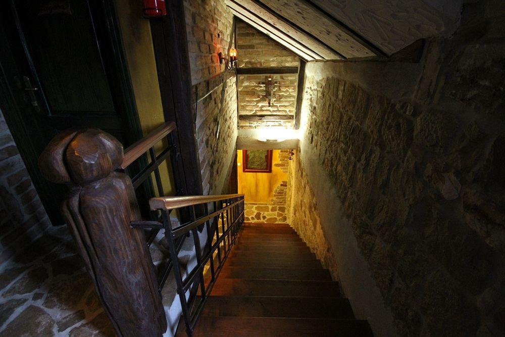 XIV Century Rooms Kaštela Exterior foto